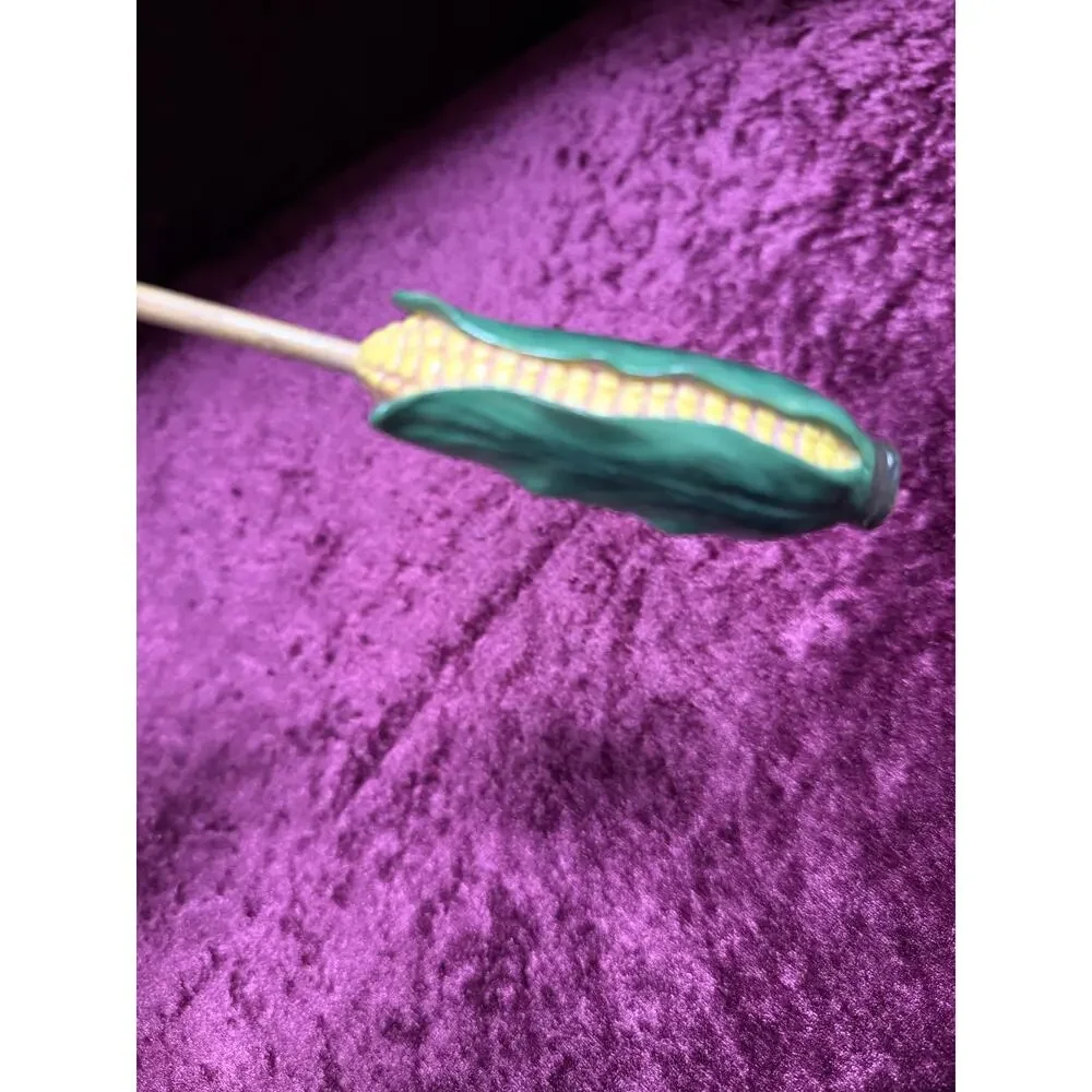 Vintage Home Decor Resin Candle Snuffer – Figural Corn Cob Kitsch Design